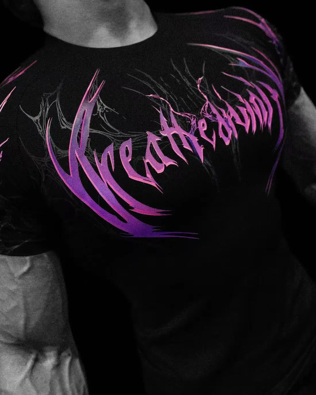 Playera gótica de compresión