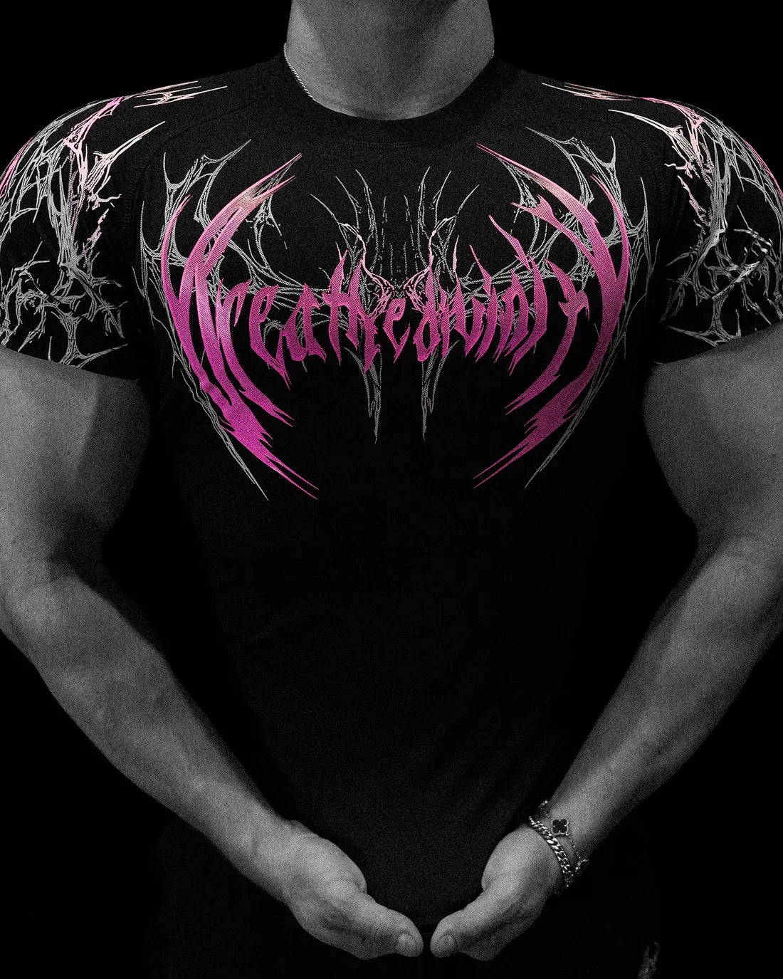 Playera gótica de compresión